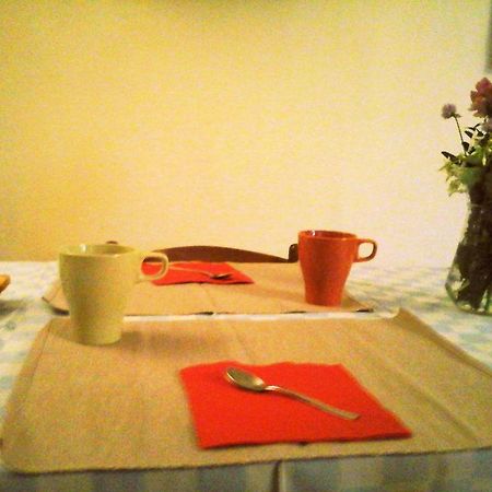 Gassino Torinese Il Cortiletto Dei Capperi Bed & Breakfast エクステリア 写真